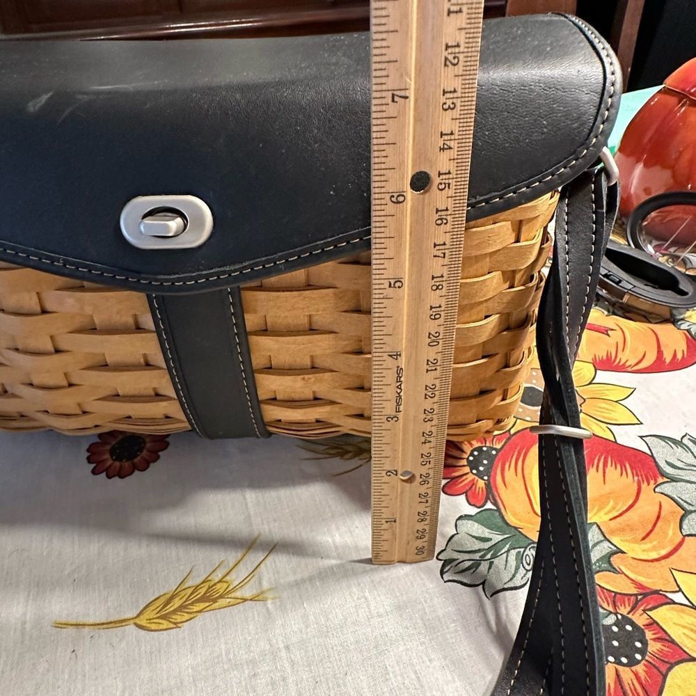 Vintage Longaberger Hostess Only Purse Shoulder Bag Basket 2004 - Picture 8 of 9